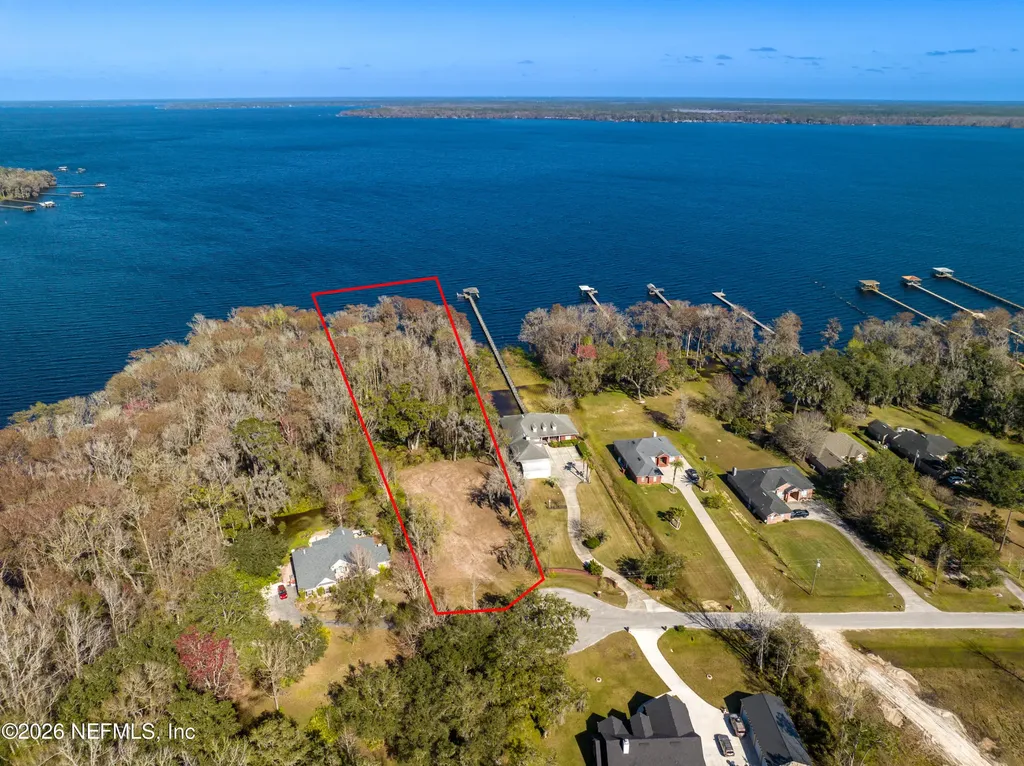 5565 Dianthus Street Green Cove Springs FL 32043