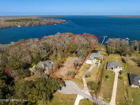 5565 Dianthus Street Green Cove Springs FL 32043
