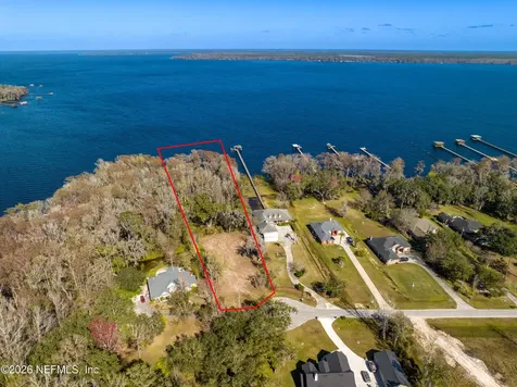 5565 Dianthus Street Green Cove Springs FL 32043