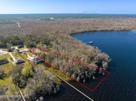 5565 Dianthus Street Green Cove Springs FL 32043