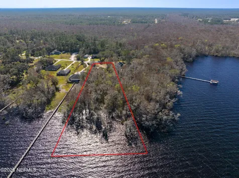 5565 Dianthus Street Green Cove Springs FL 32043