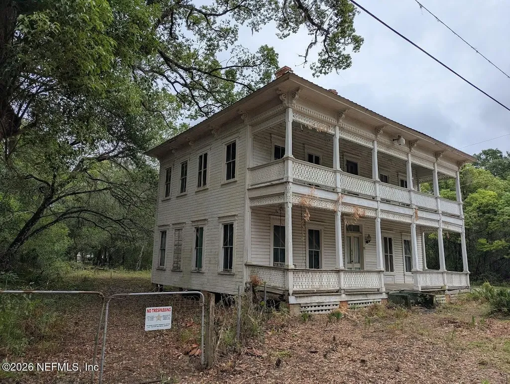 100 Tremont Street Interlachen FL 32148