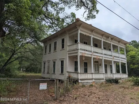 100 Tremont Street Interlachen FL 32148