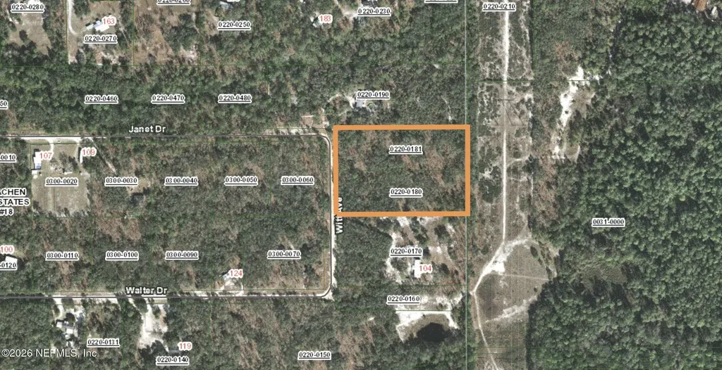 110 Witt Avenue Hollister FL 32147