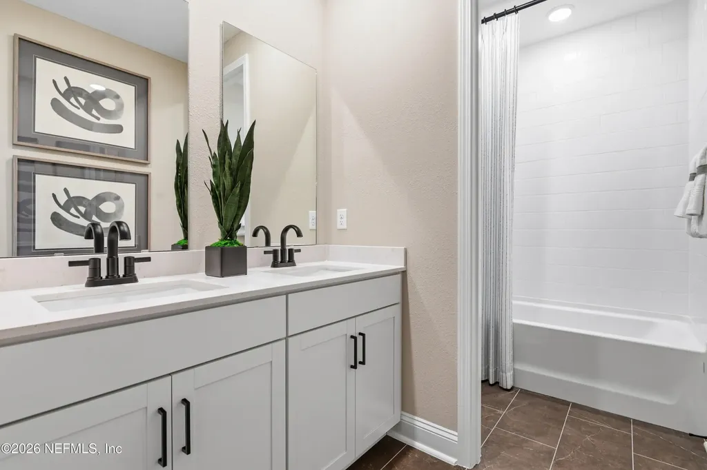35 White Tree Court St. Augustine FL 32092