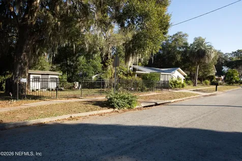 465 SE Palmetto Avenue Keystone Heights FL 32656