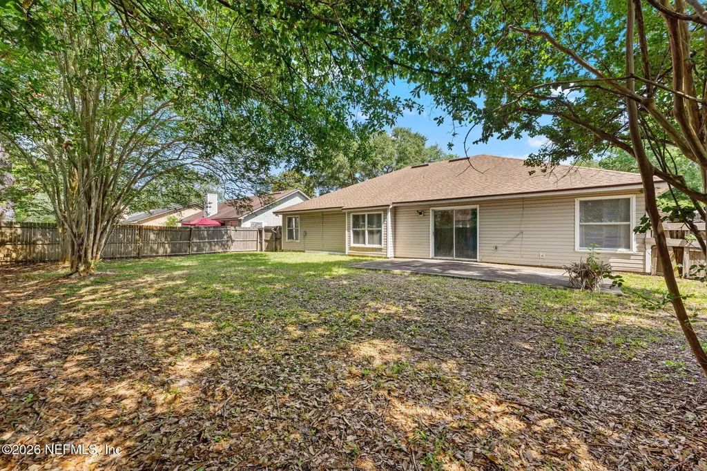 8076 Cumberland Gap Trail N Jacksonville FL 32244