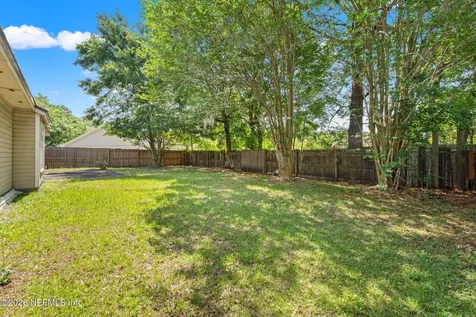 8076 Cumberland Gap Trail N Jacksonville FL 32244