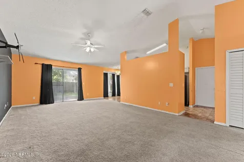 8076 Cumberland Gap Trail N Jacksonville FL 32244