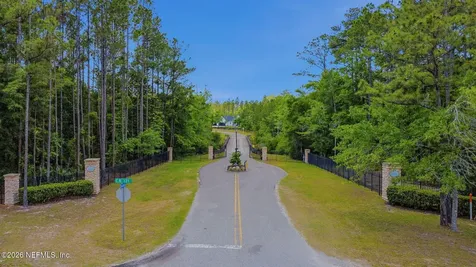 14062 Dunroven Drive Bryceville FL 32009
