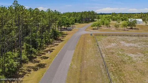 14062 Dunroven Drive Bryceville FL 32009