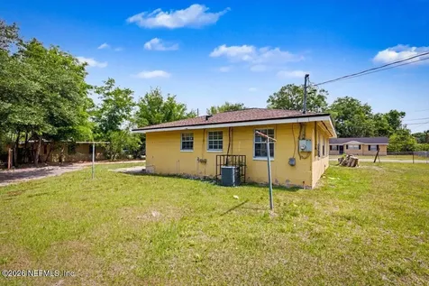 9504 Waynesboro Avenue Jacksonville FL 32208