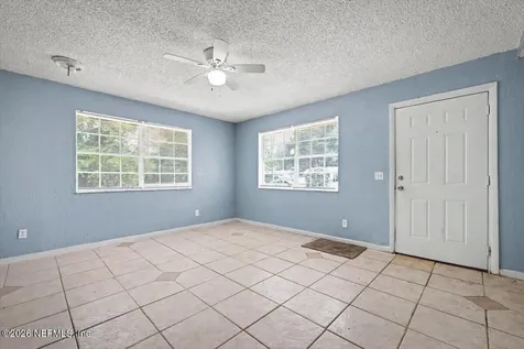 9504 Waynesboro Avenue Jacksonville FL 32208