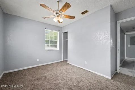 9504 Waynesboro Avenue Jacksonville FL 32208