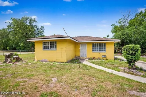 9504 Waynesboro Avenue Jacksonville FL 32208