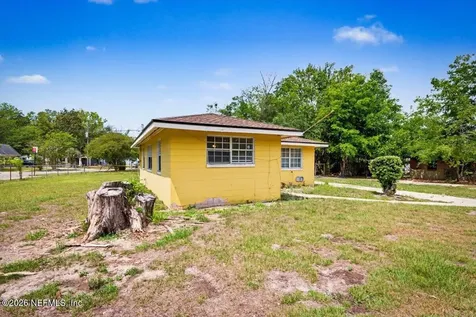 9504 Waynesboro Avenue Jacksonville FL 32208