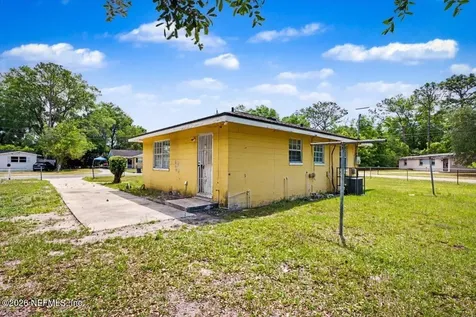9504 Waynesboro Avenue Jacksonville FL 32208