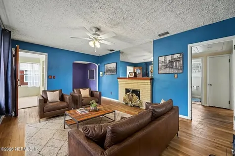 4121 Birmingham Road Jacksonville FL 32207