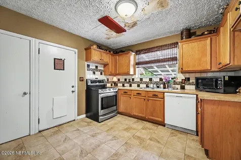 4121 Birmingham Road Jacksonville FL 32207