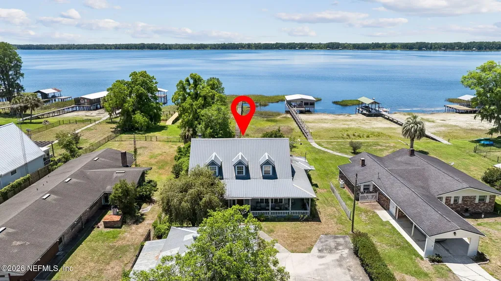 7430 SW County Road 18 Hampton FL 32044