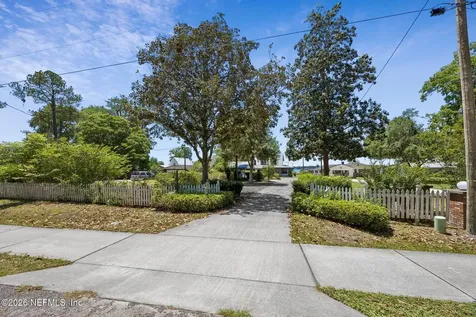 7430 SW County Road 18 Hampton FL 32044