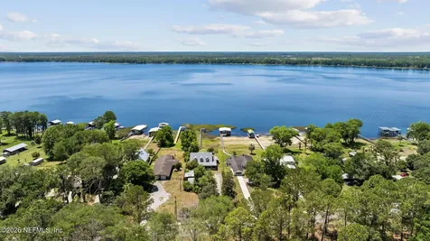 7430 SW County Road 18 Hampton FL 32044