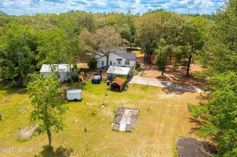 7031 Oakridge Loop Glen St. Mary FL 32040