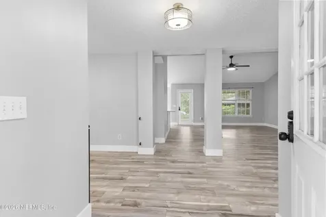 7031 Oakridge Loop Glen St. Mary FL 32040