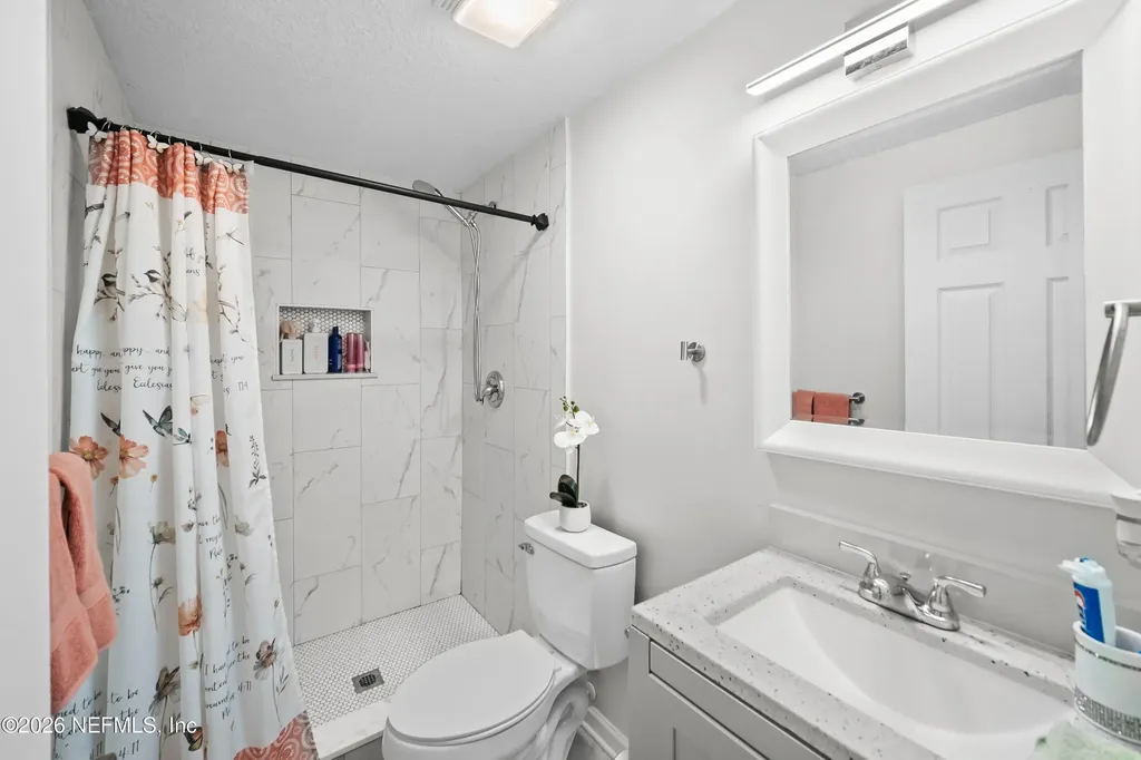 11467 Gwynford Jacksonville FL 32223