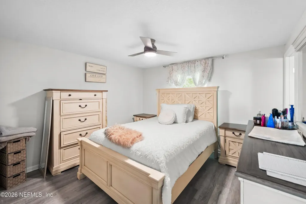 11467 Gwynford Jacksonville FL 32223
