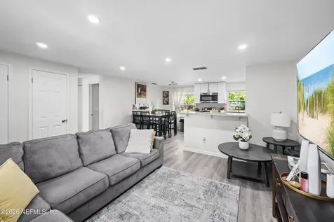 11467 Gwynford Jacksonville FL 32223