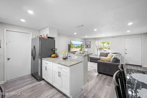 11467 Gwynford Jacksonville FL 32223