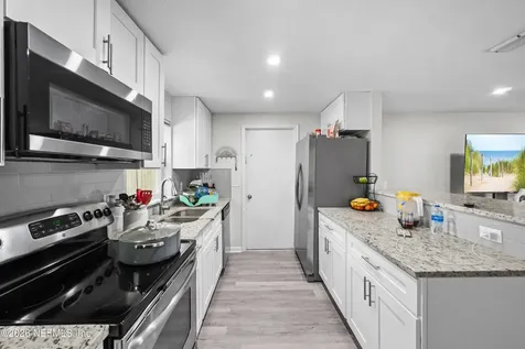 11467 Gwynford Jacksonville FL 32223