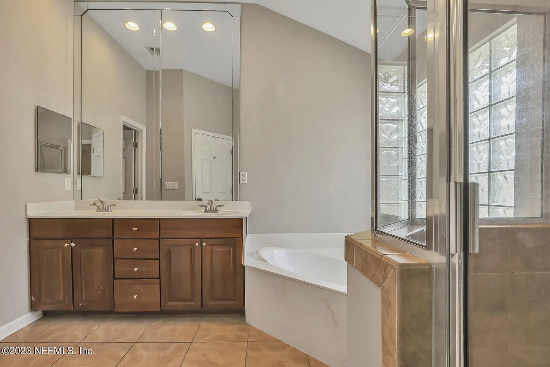 860 Briarcreek Road Jacksonville FL 32225