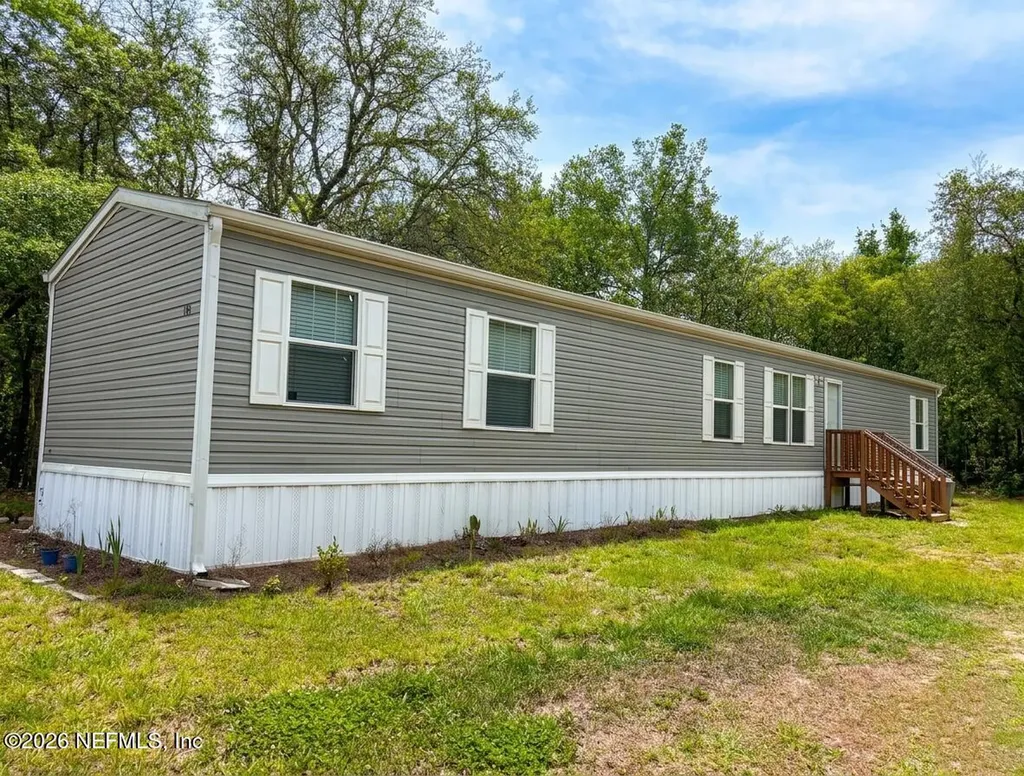 109 Chipo Street Interlachen FL 32148