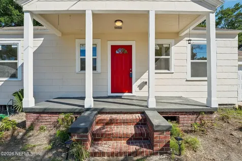 547 W 49th Street Jacksonville FL 32208
