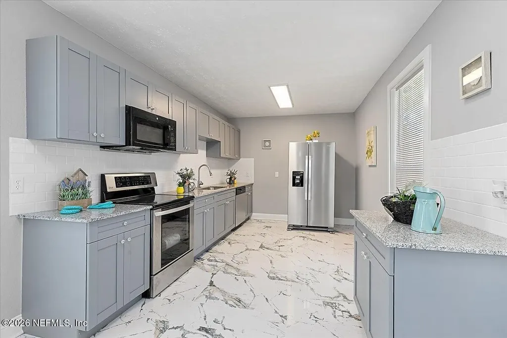 8418 Berry Avenue Jacksonville FL 32211