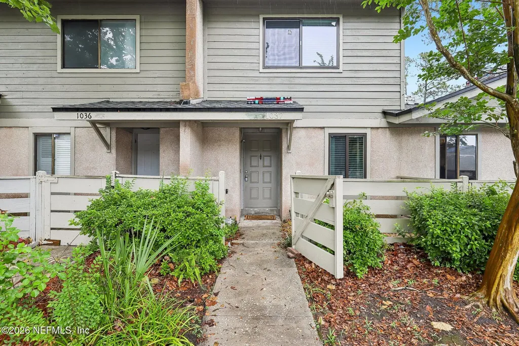 7701 Baymeadows Circle W Jacksonville FL 32256