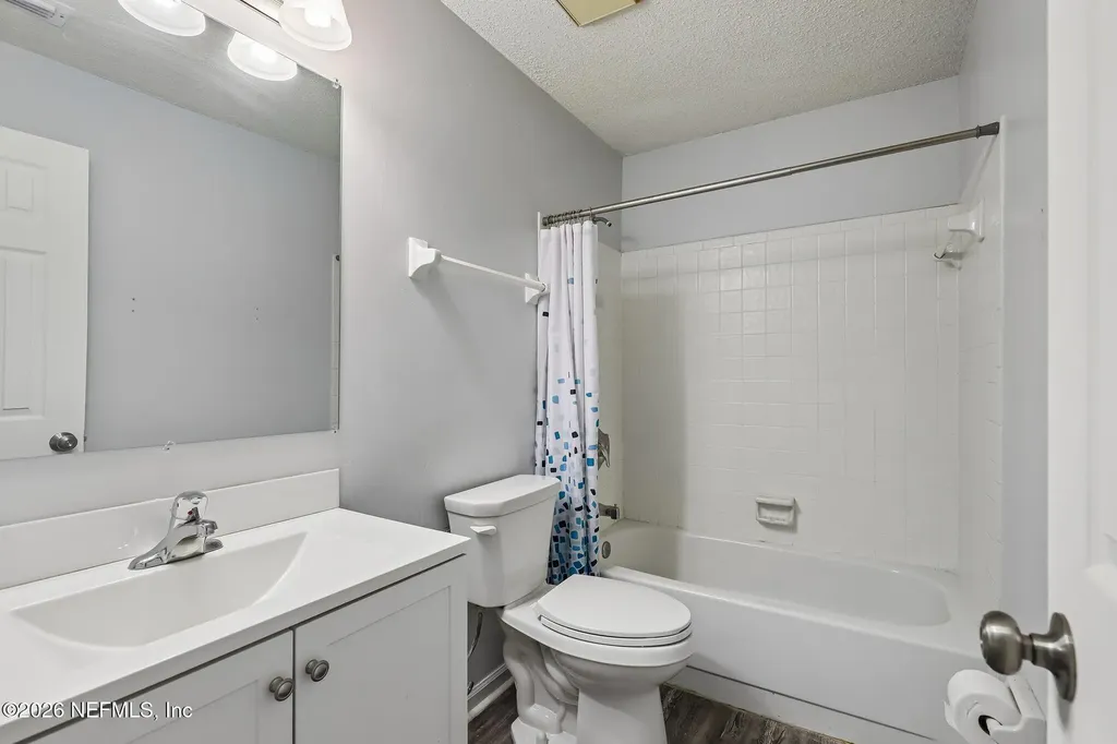 7701 Baymeadows Circle W Jacksonville FL 32256