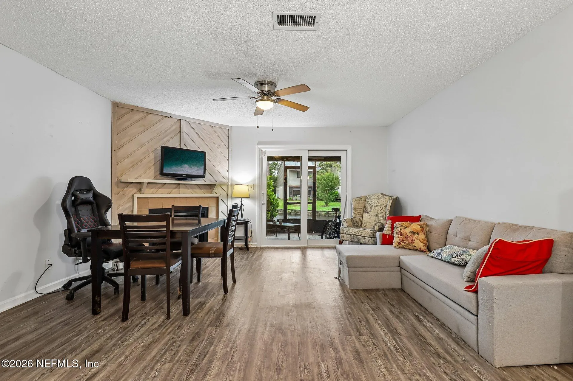 7701 Baymeadows Circle W Jacksonville FL 32256