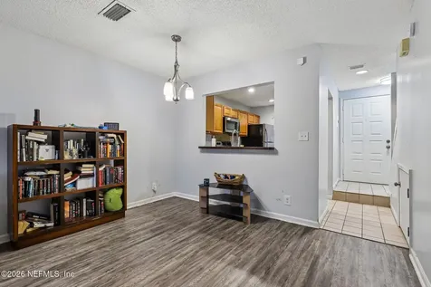 7701 Baymeadows Circle W Jacksonville FL 32256
