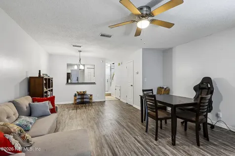 7701 Baymeadows Circle W Jacksonville FL 32256