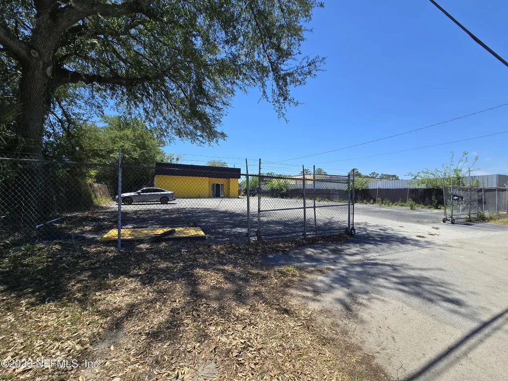 5352 Highway Avenue Jacksonville FL 32254