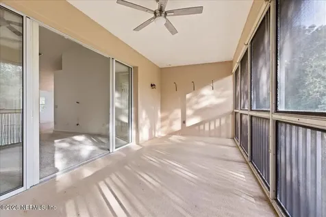 8521 Little Swift Circle Jacksonville FL 32256