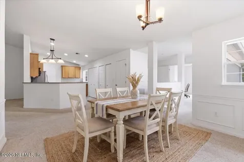 8521 Little Swift Circle Jacksonville FL 32256