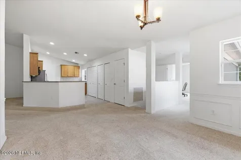 8521 Little Swift Circle Jacksonville FL 32256