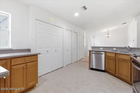 8521 Little Swift Circle Jacksonville FL 32256