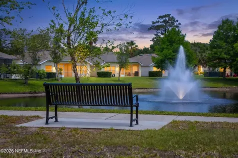 8521 Little Swift Circle Jacksonville FL 32256