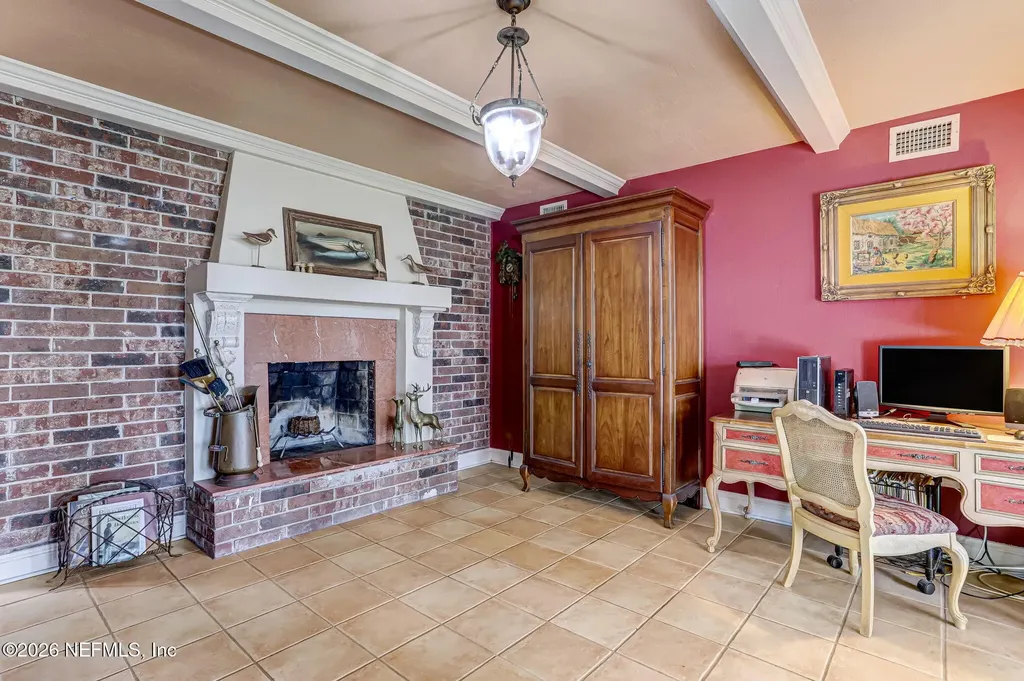 1099 Lake Asbury Drive Green Cove Springs FL 32043