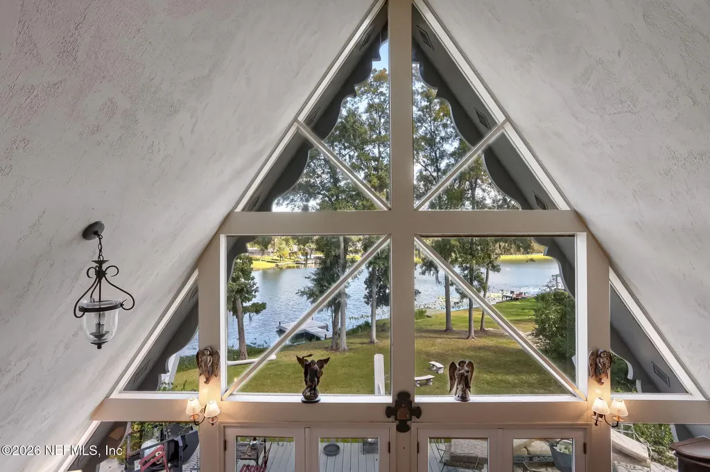 1099 Lake Asbury Drive Green Cove Springs FL 32043